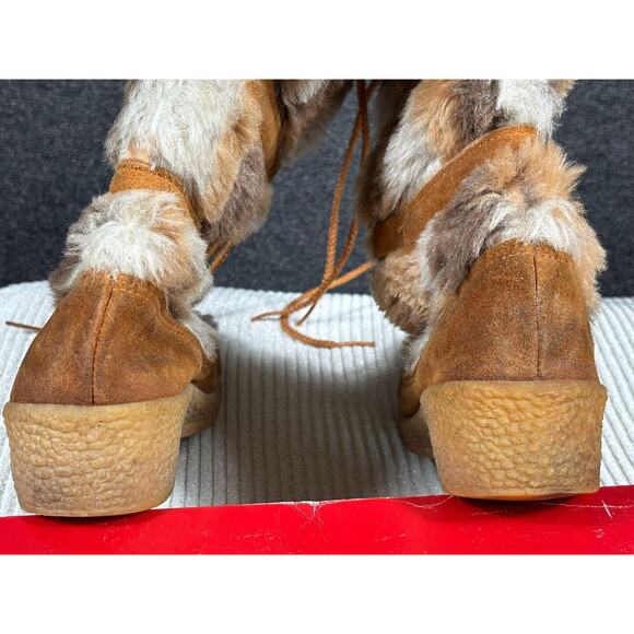 Vintage Shearling Fur Mukluk Boots Womens Size 8 Brown Suede Crepe Wedge Lace Up - Picture 8 of 10